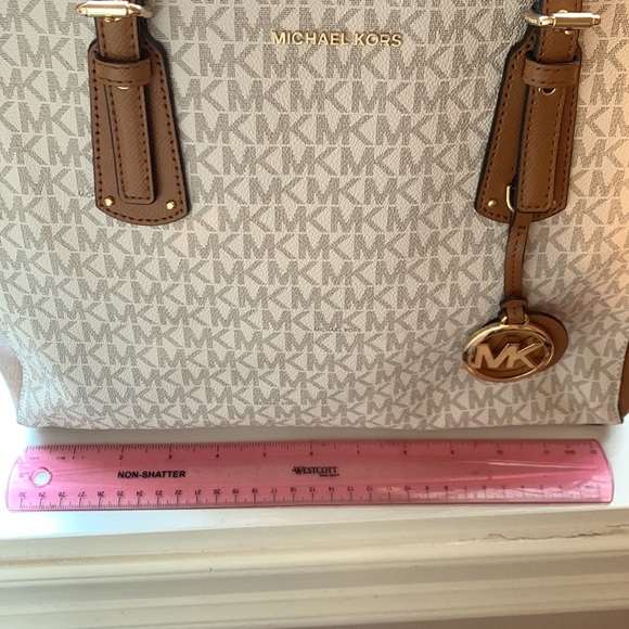 Michael Kors Tote - Picture 11 of 11